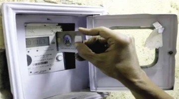 مطالب برلمانية بوقف قرار وزارة الكهرباء الخاص بإلغاء شرائح العدادات الكودية الجديدة